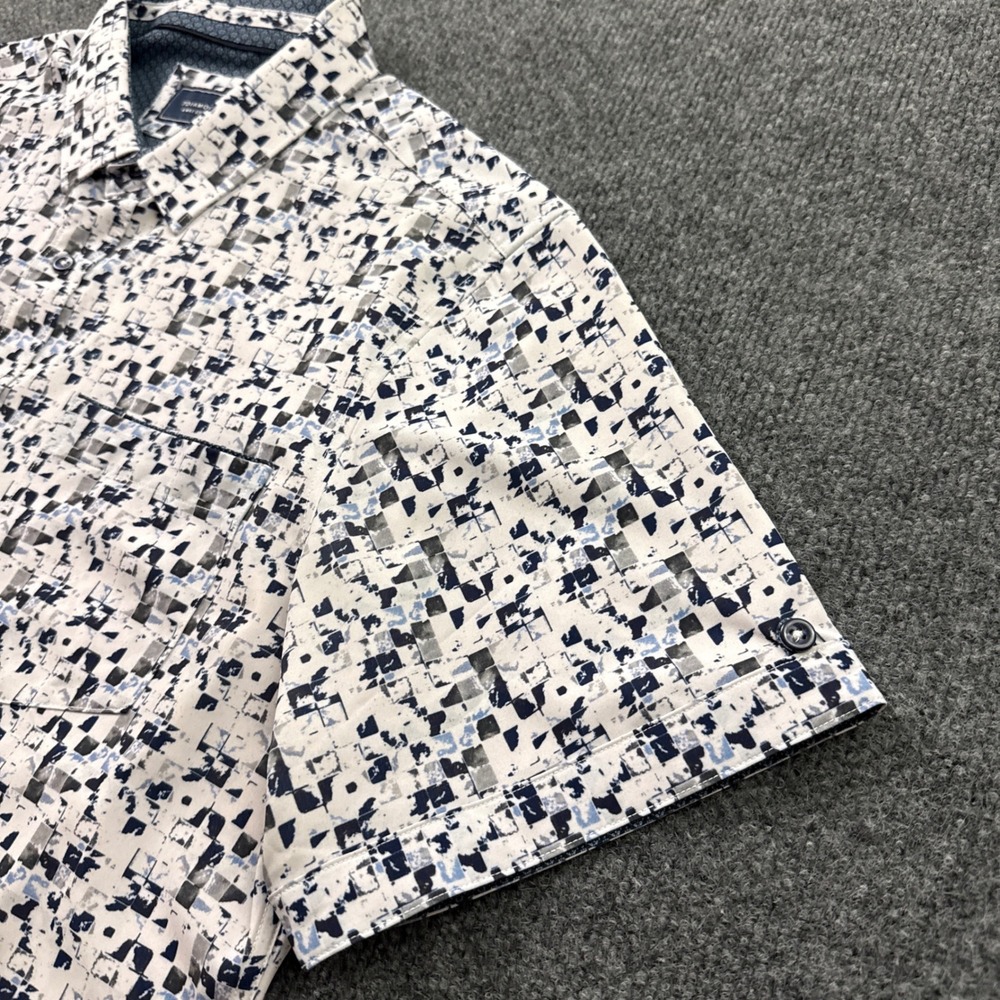 7Diamonds Button Down Mens L White Blue Geo 4-Way Stretch Short Sleeve Shirt - Picture 6 of 12